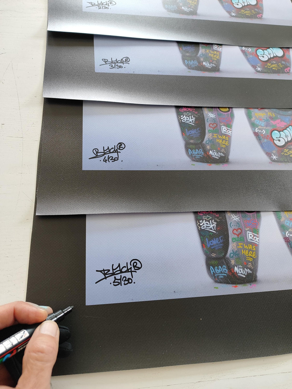 Balerine Graffiti vandal Streetart. Edition limitée signée et numérotée /30